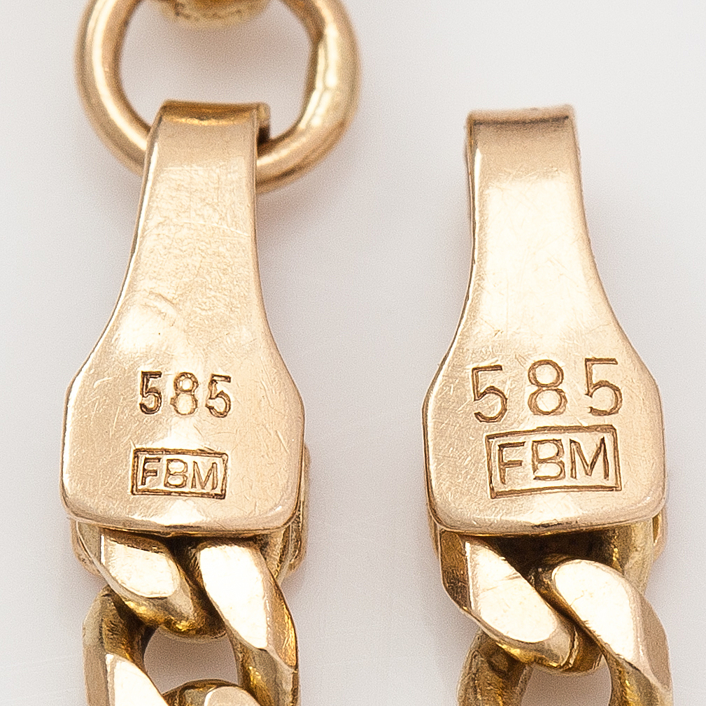 A 14K gold bracelet with sapphires. Binder, Germany. Finnish imoprt