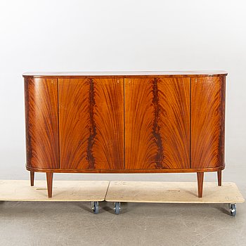 Antika möbler och Designmöbler på Bukowskis - Bukowskis