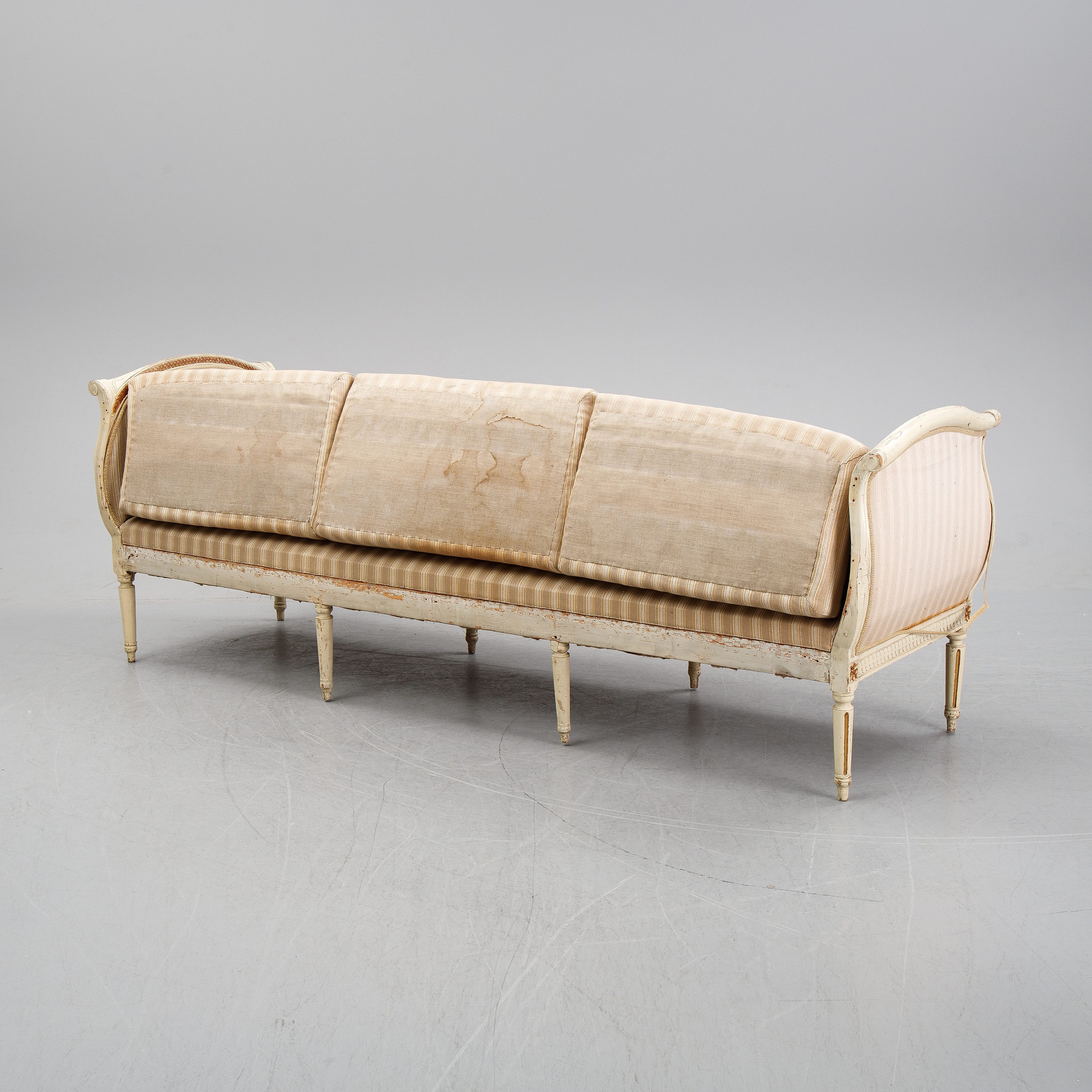 A Gustavian sofa, secondhalf of the 18th Century. - Bukowskis