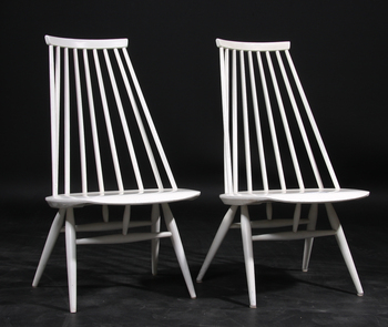 132537. STOLAR, ett par Mademoiselle Ilmari Tapiovaara, Edsbyverken 1961. Brännmärkta.