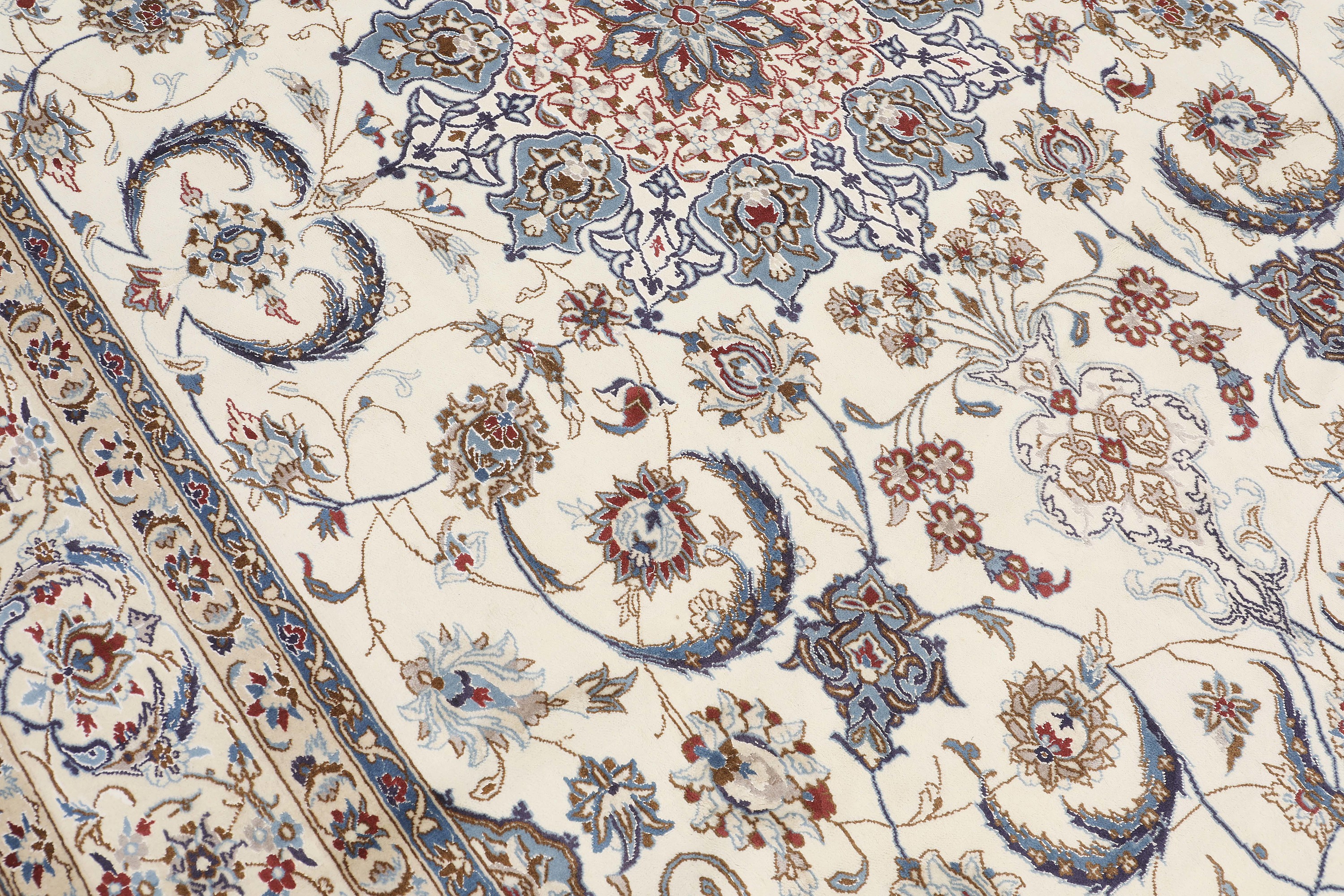 Matta, Nain Part Silk, sk 9 LAA, 412 x 244 cm. - Bukowskis