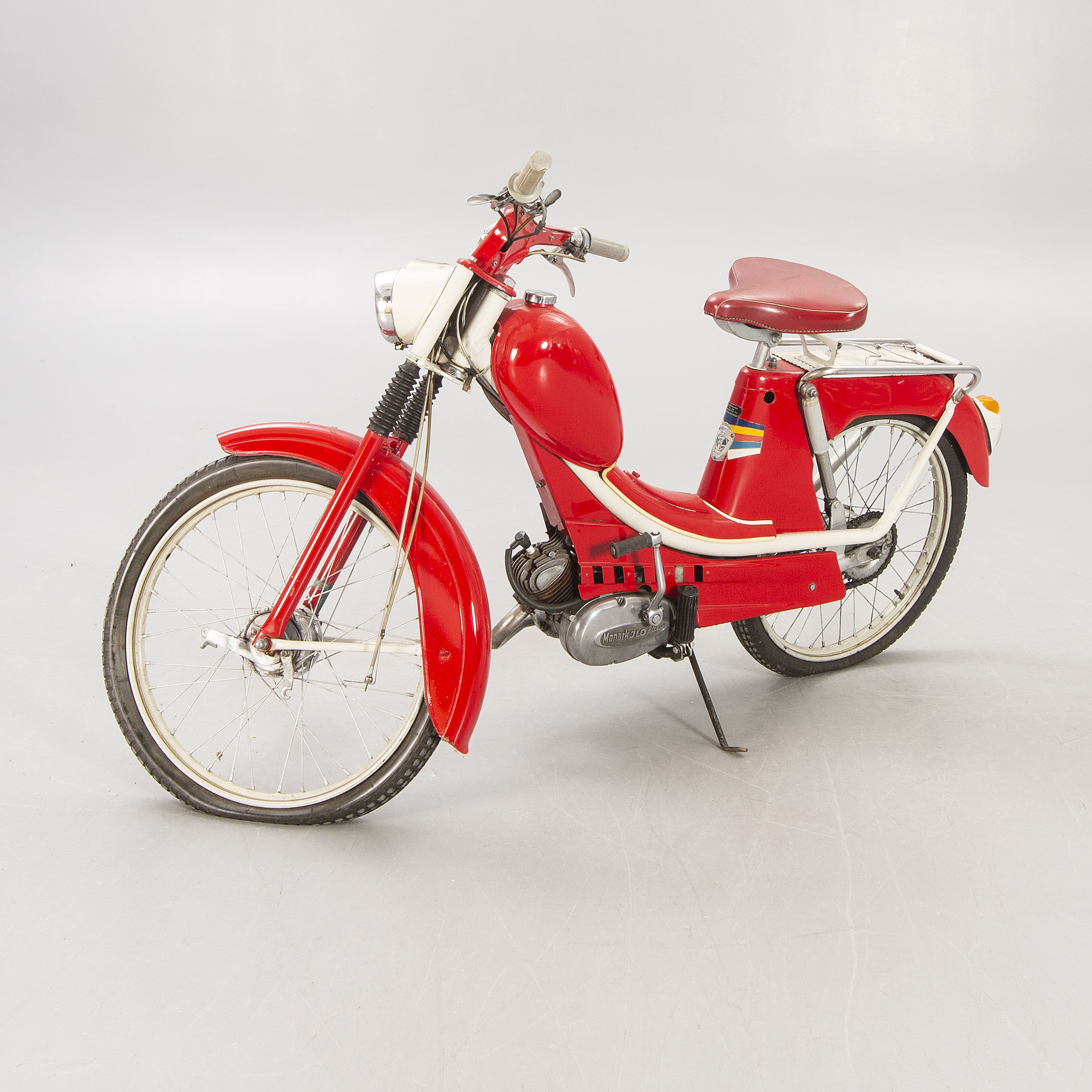 A Monark 1962 Moped Bukowskis