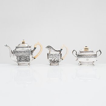 Teservis, 3 snarlika delar, silver, Moskva 1830-tal.