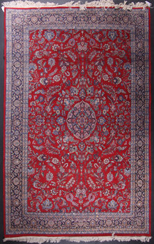 139039. MATTA, old Täbriz. Ca 340 x 215.