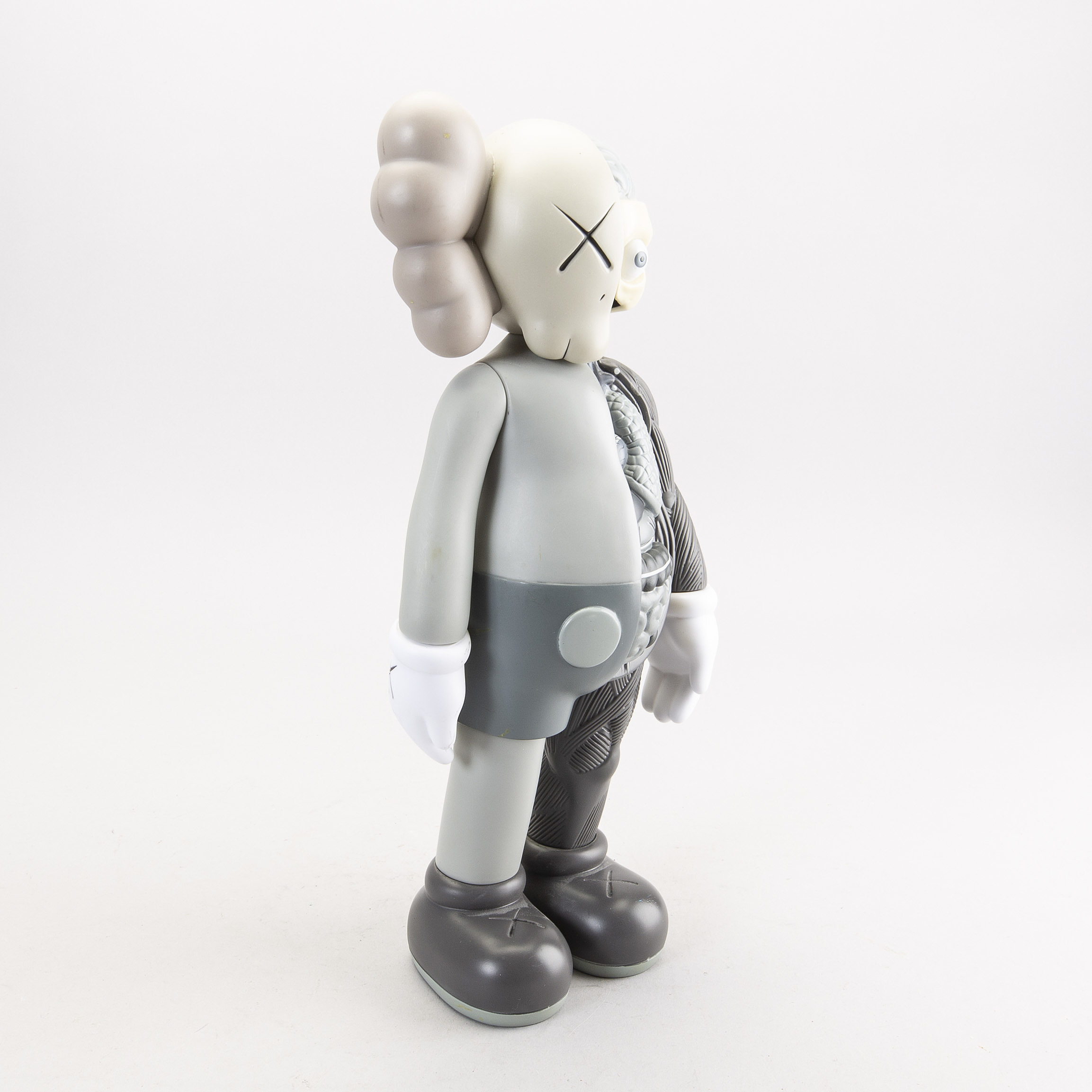Collection Kaws Medicom Companion – Lot De 3 Figurines Vinyle (Gris, Marron, Noir)