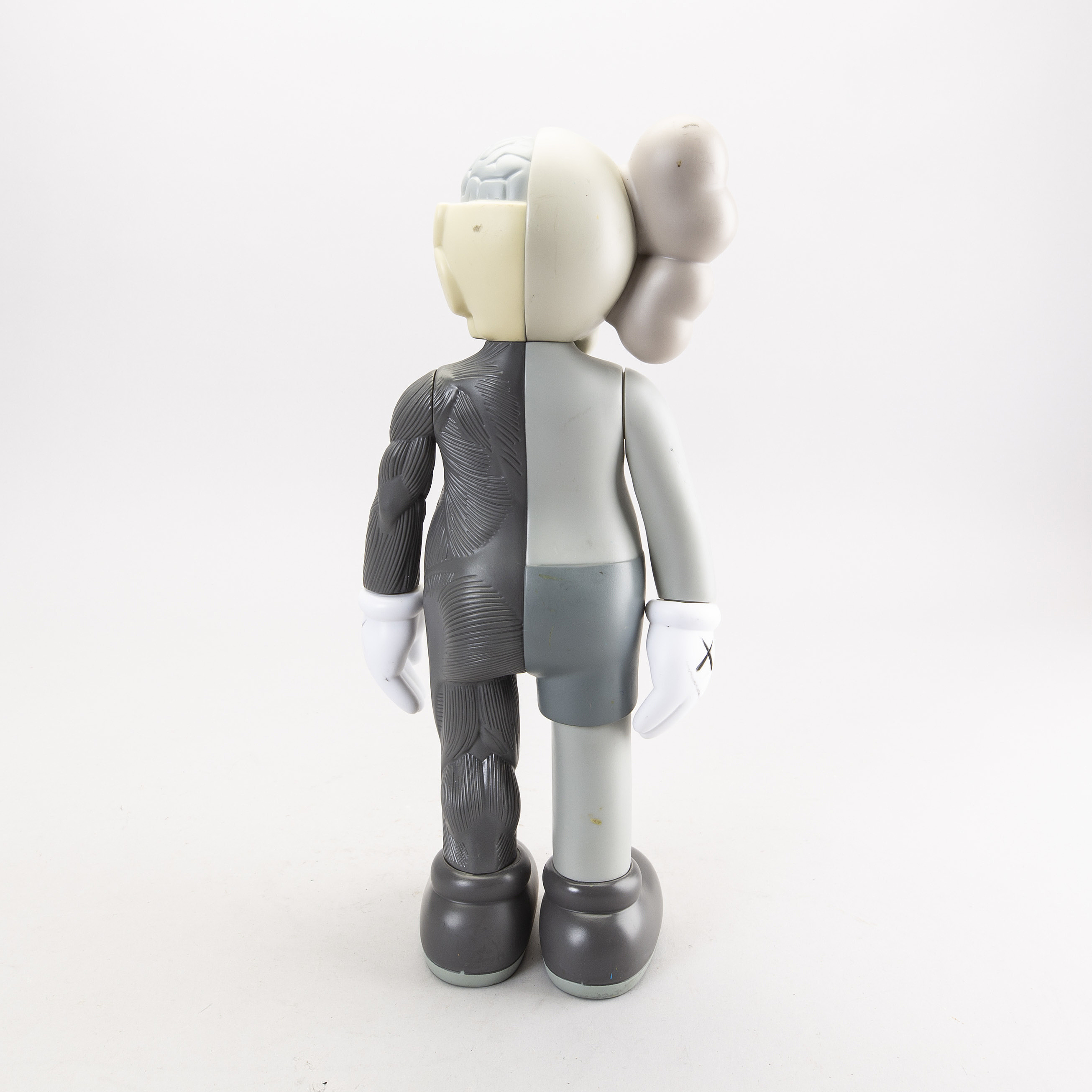 KAWS - KAWS Companion 2016 (companion KAWS marron) en vente sur
