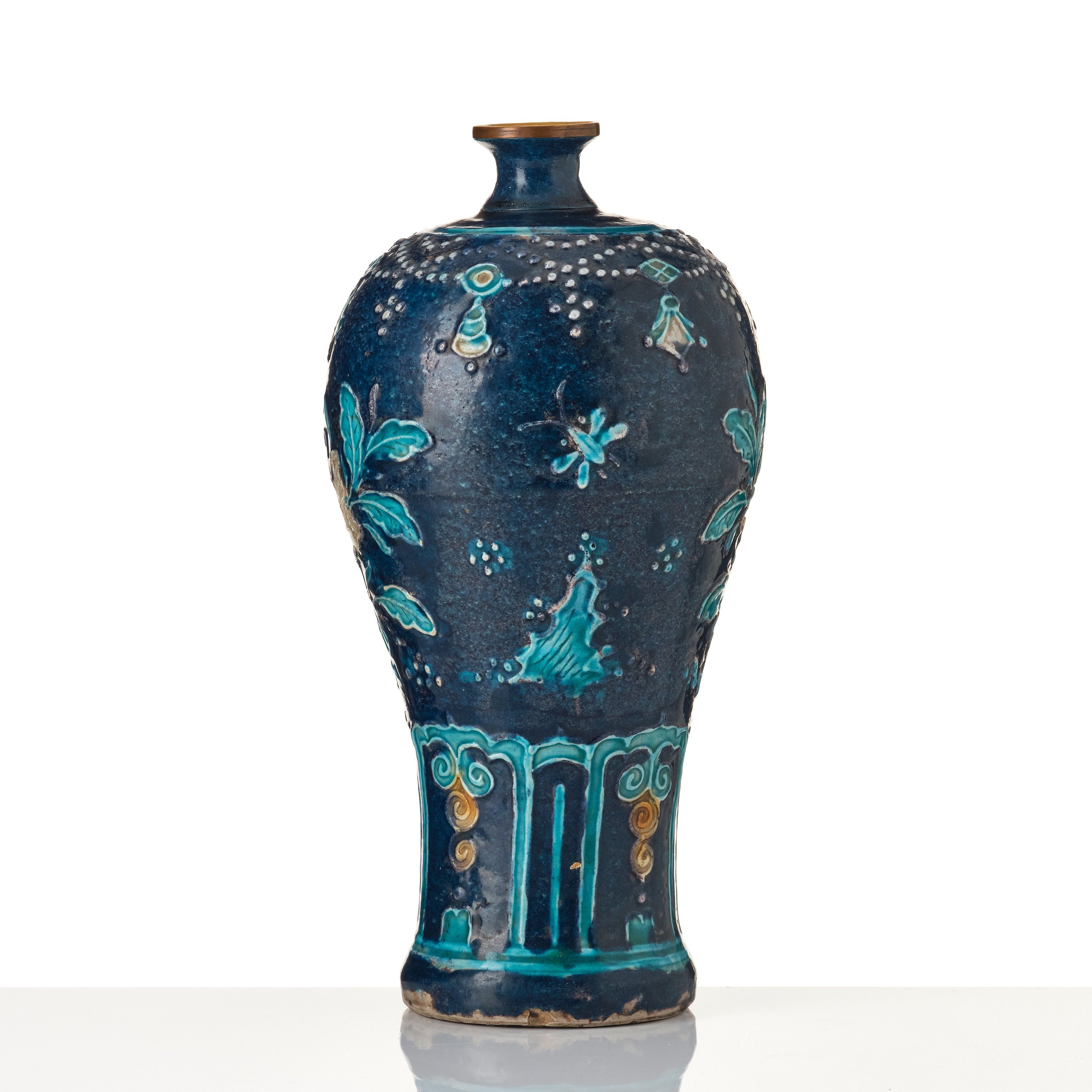 A fahua meiping vase, Ming dynasty (13681644). Bukowskis