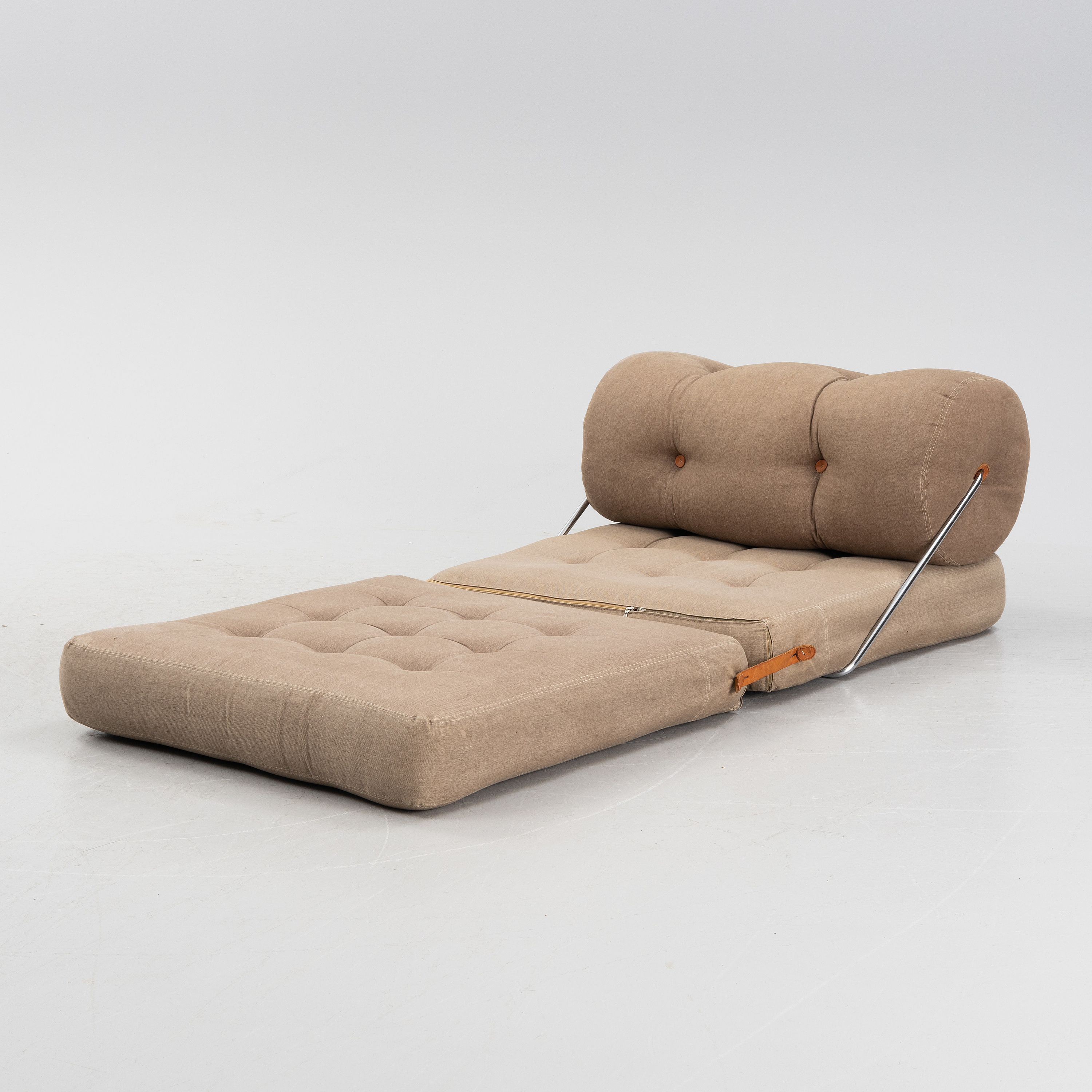 Gillis Lundgren, a 'Tajt' daybed/easy chair from IKEA, 1970's. Bukowskis