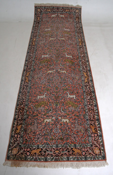 143317. GALLERIMATTA, orientalisk figural. 285 x 96.