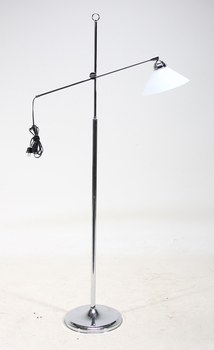 143857. GOLVLAMPA, 1900-tal.