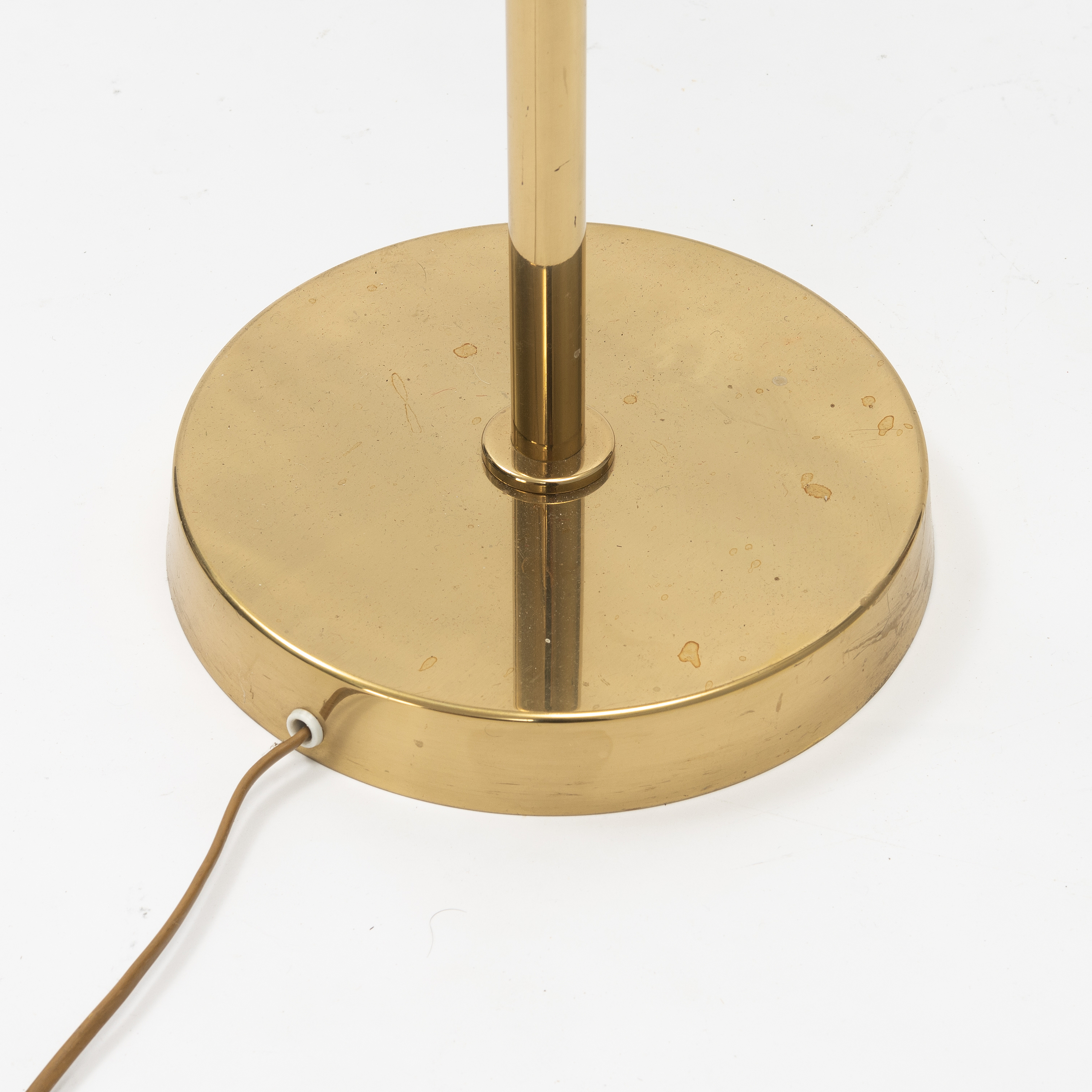 A model 'G-18' brass floor light, Bergboms. - Bukowskis