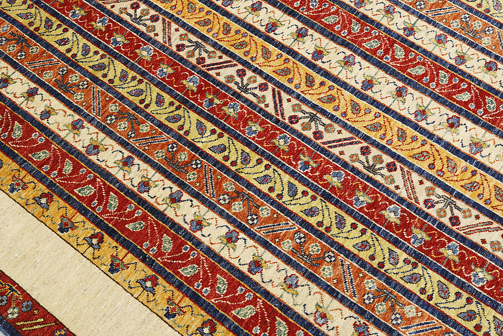 A carpet, oriental, ca 296 x 196 cm.