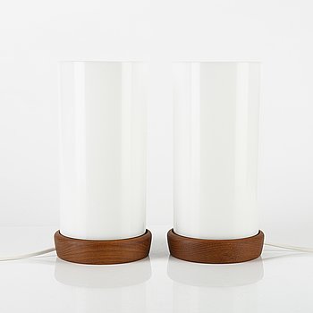 Uno & Östen Kristiansson, a pair of teak and acrylic table lights, Luxus, Vittsjö.