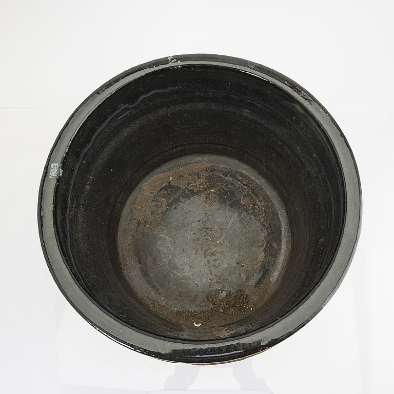 Signe Persson-Melin, a signd Campos Filhos, Portugal glazed urn.