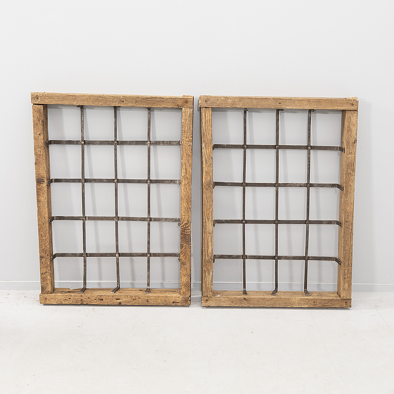 Fence sections 2 pcs and window grilles 2 pcs early 20th century.