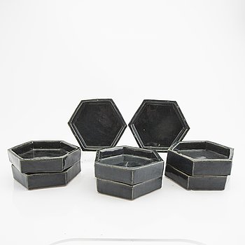 Signe Persson-Melin, a set of eight stonware plates.