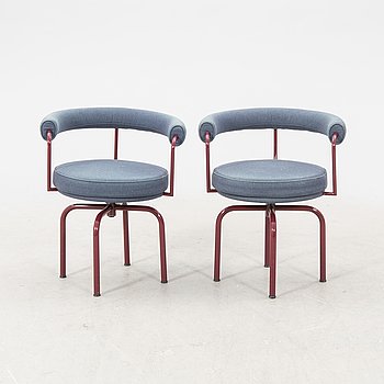 Charlotte Perriand & Pierre Jeanneret, Le Corbusier, armchairs 1 pair, "LC 7", Cassina, designed 1927.
