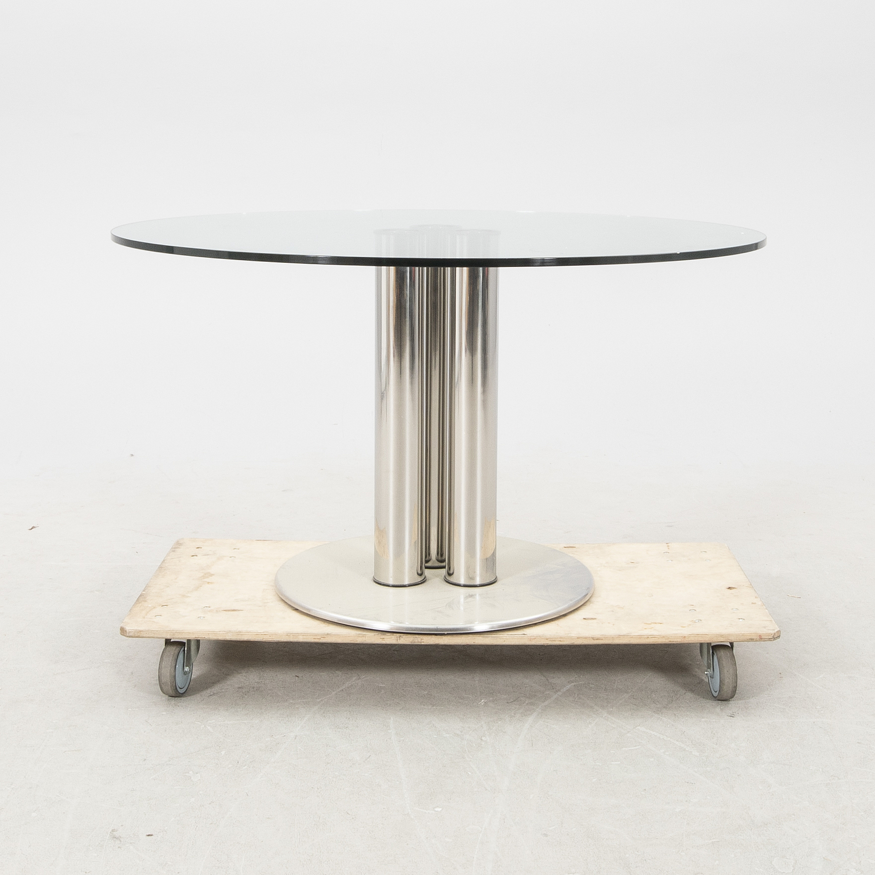 Marco Zanuso, matbord för Zanotta sent 1900tal. Bukowskis