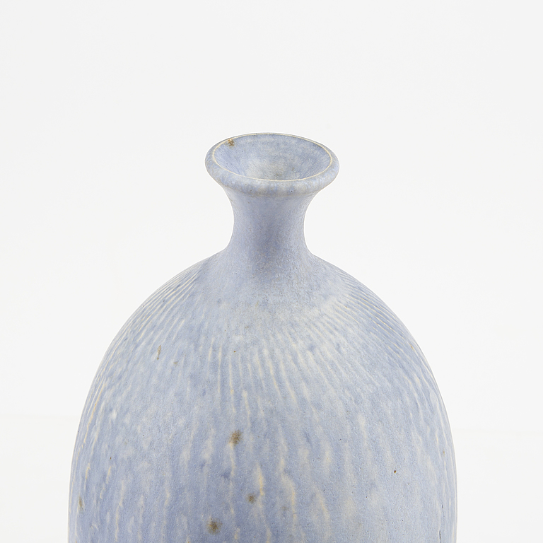 Ove Thornblad vase signed Väsby Höganäs stoneware.