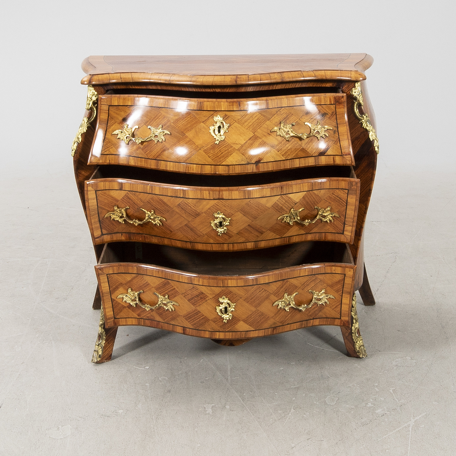 A Swedish Rococo dresser 18th/19th century. Bukowskis
