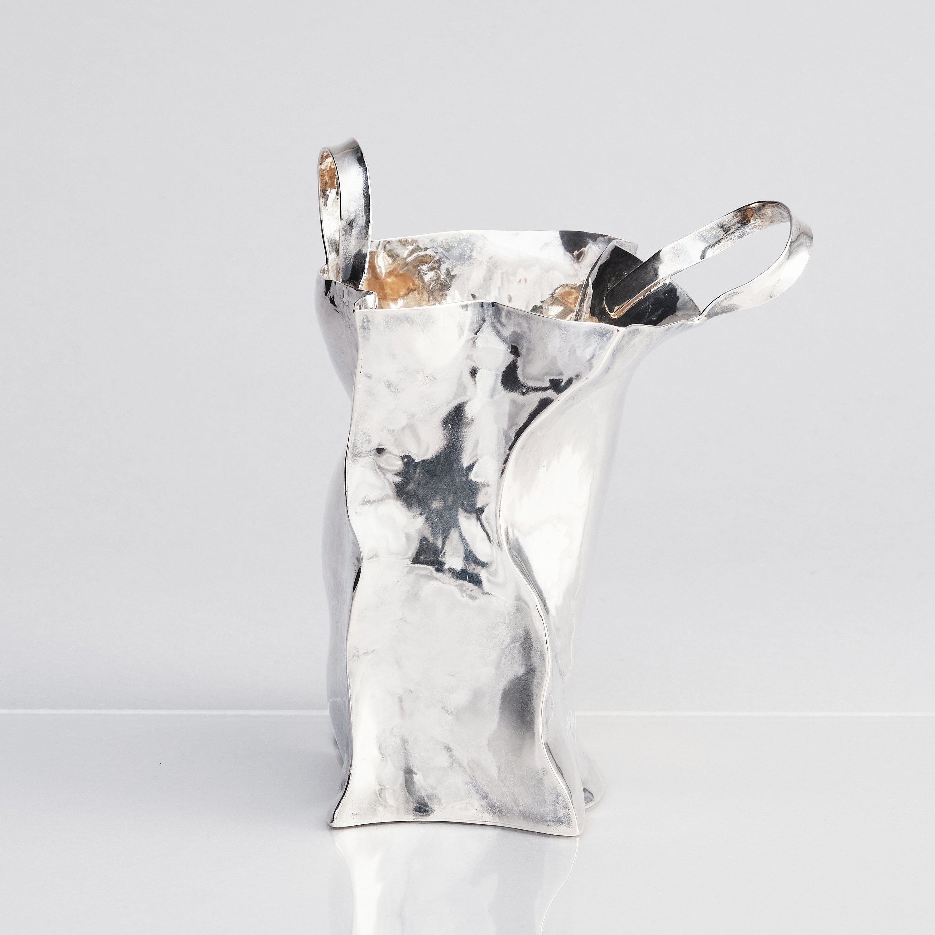 Olle Ohlsson, a silver vase, Stockholm 1995. Bukowskis