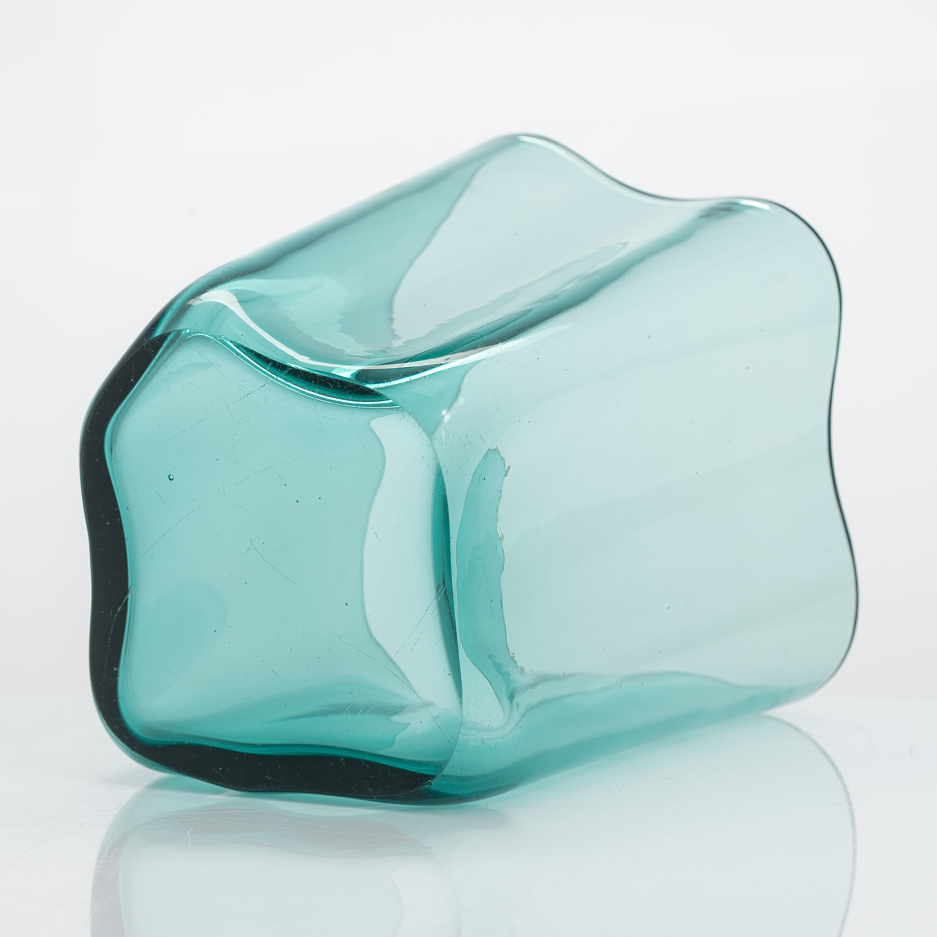 Alvar Aalto, one part of 'Aalto flower' glass sculpture 9767D for