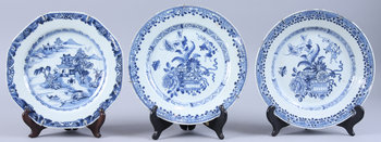 154067. TALLRIKAR, 6 st, porslin, Kina, 17001800-tal.