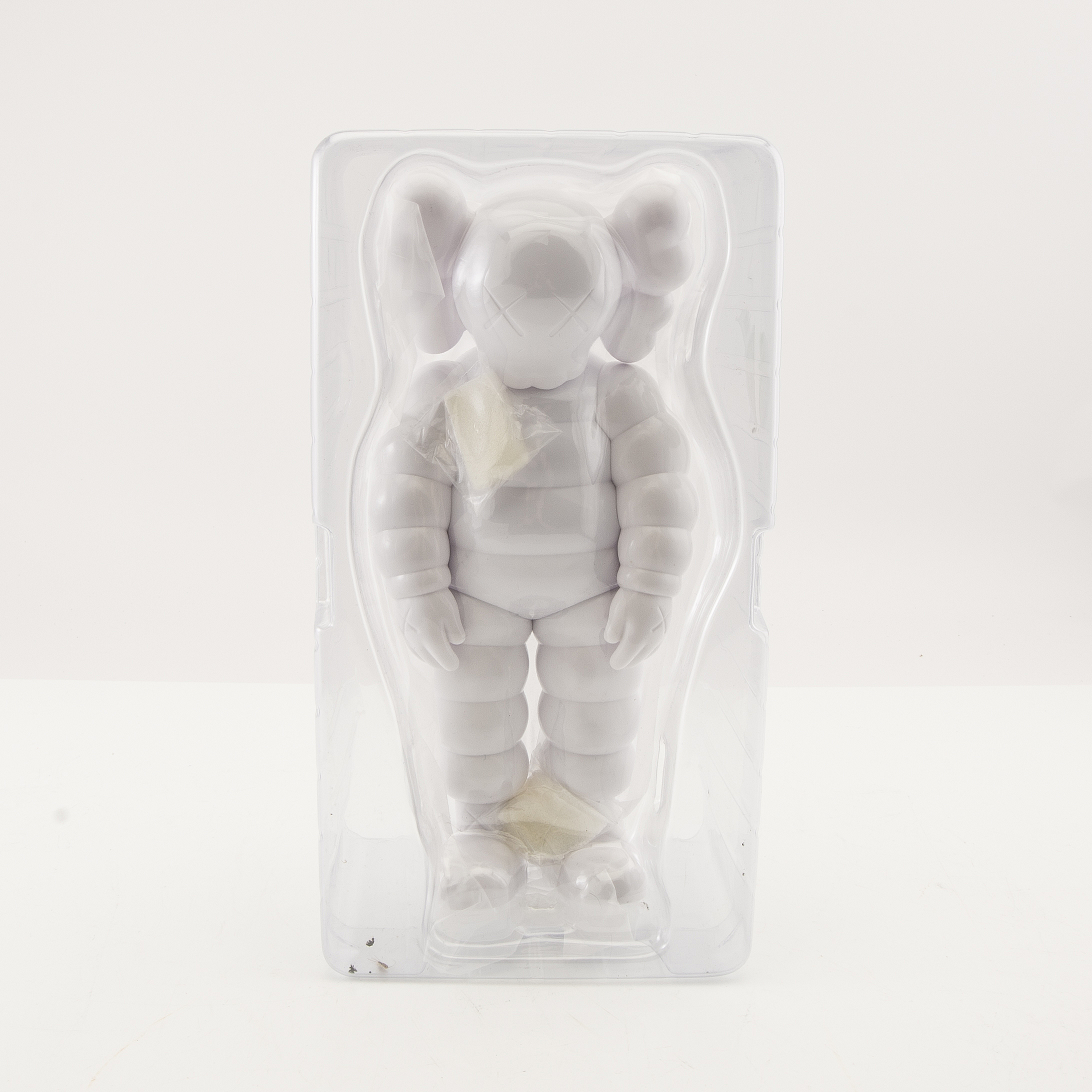 KAWS - KAWS WHAT PARTY blanc (KAWS white what party companion - compagnon de soi