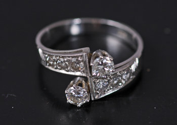 162707. RING, vitguld m biljanter tot ca 0,75 carat.