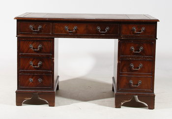 164969. SKRIVBORD, engelsk stil, 1900-talets andra hälft.