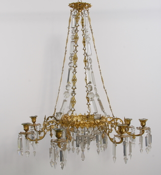 16973. LJUSKRONA. Oscariansk, 1800-talets slut. 8 ljusarmar, H 84.