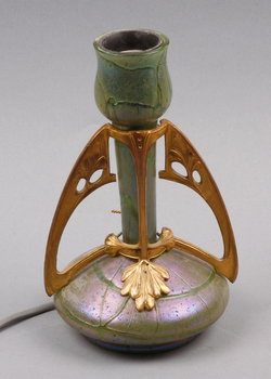 173667. BORDSLAMPA, glas och metall, jugend, 1900-talets början.