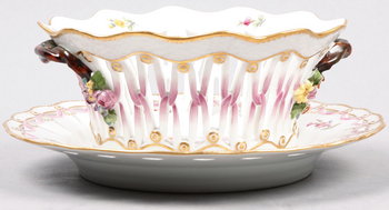 174521. GALLERSKÅL MED FAT, porslin, Royal Copenhagen.