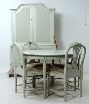 181854. MATSALSGRUPP, 6 delar Gustaviansk stil.