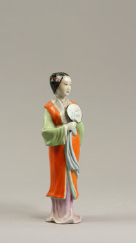 181879. FIGURIN, porslin, Kina, 1900-talets första hälft.