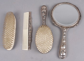 184433. TOILETTESET, 4 delar, silver, Tyskland. 1900-talets början.