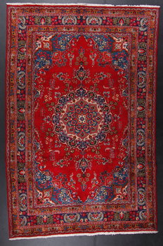 187499. MATTA, persisk Meshad, ca 300x195.