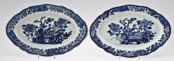 196099. FAT, ett par, porslin, Qianlong, Kina 1700-tal.