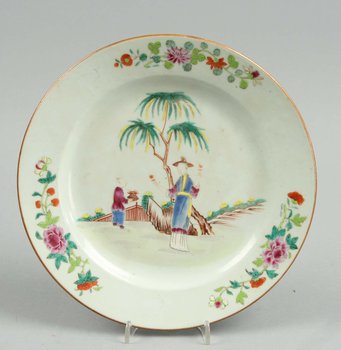 201643. TALLRIK, porslin, Kina, Qianlong, 1700-tal.