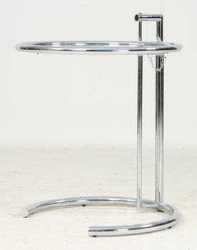 202026. BORD, efter Eileen Gray, 1900-talets andra hälft.