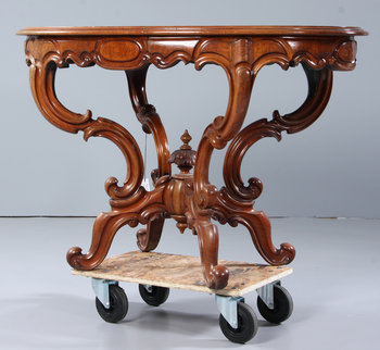 204688. SALONGSBORD, nyrokoko, 1800-talets slut.