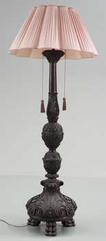 206842. GOLVLAMPA, 1800-talets senare hälft.