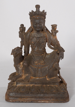 2082. Buddafigur, järn. Orientalisk.