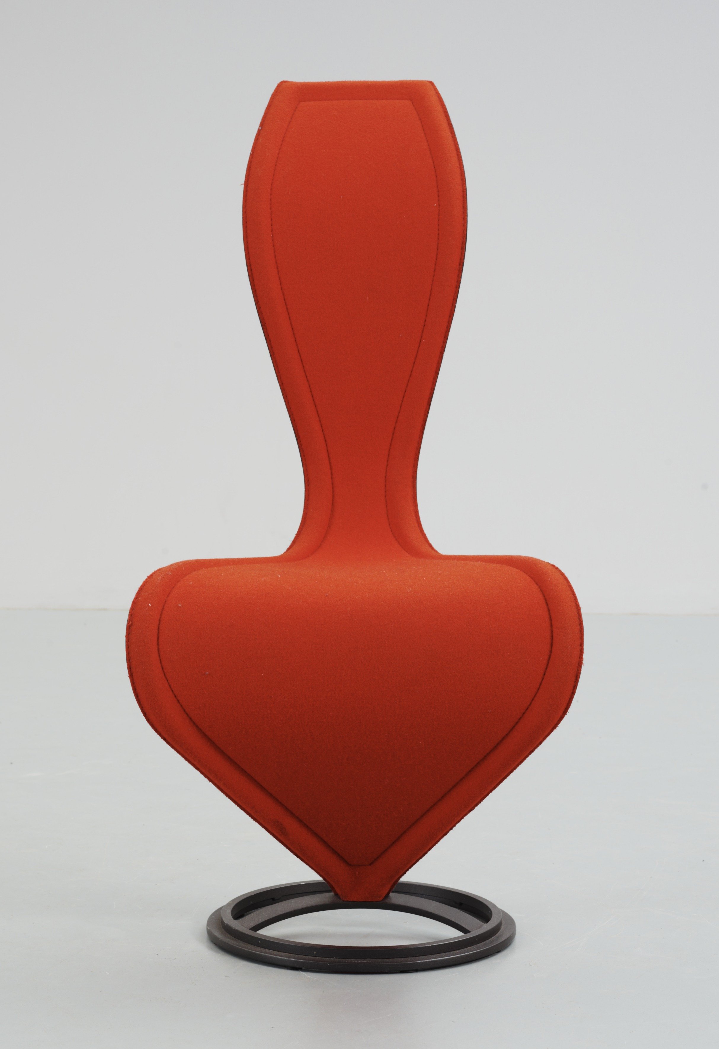 Exquisite Elegance: Tom Dixon's 20 Iconic Armchairs