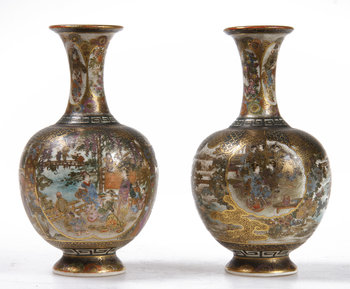 212416. VASER, ett par, flintgods, satsuma, Japan, 18001900-tal.