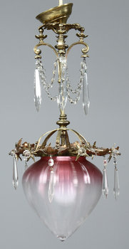 213750. TAKLAMPA, 1900-talets första hälft, h 65.