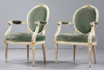 214180. KARMSTOLAR, ett par, gustaviansk stil, omkring 1900-talets mitt.
