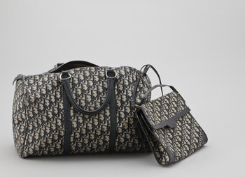218487. SPEEDY samt AXELREMSVÄSKA, Christian Dior, Paris.