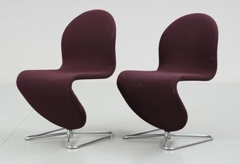 223199. STOLAR, ett par, Verner Panton för Fritz Hansen 1978.