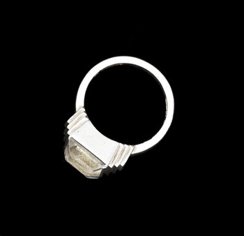 223366. RING, silver med bergkristall, Wiwen Nilsson, Lund, 1936.
